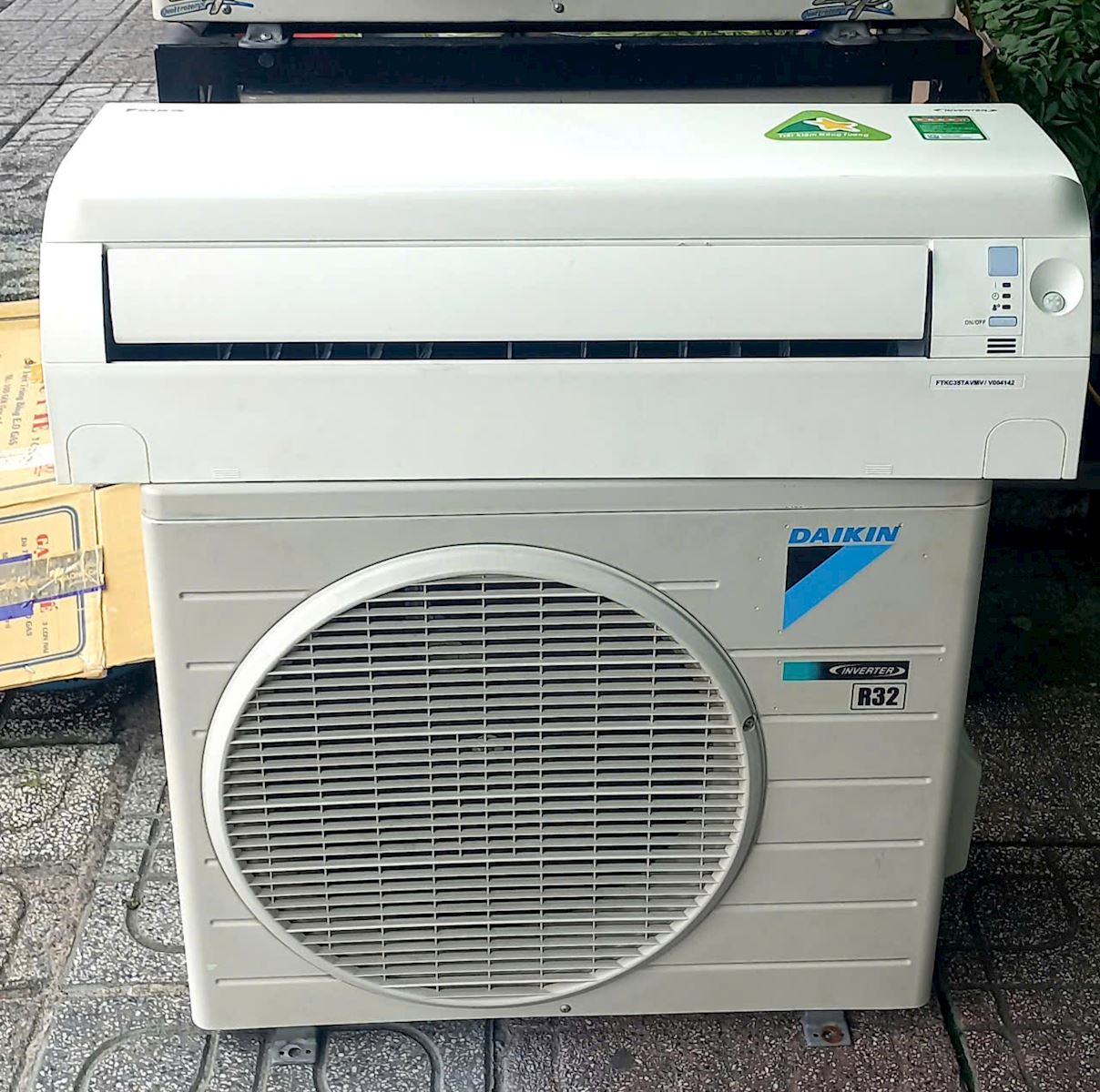 Máy lạnh Daikin 1,5hp inverter 