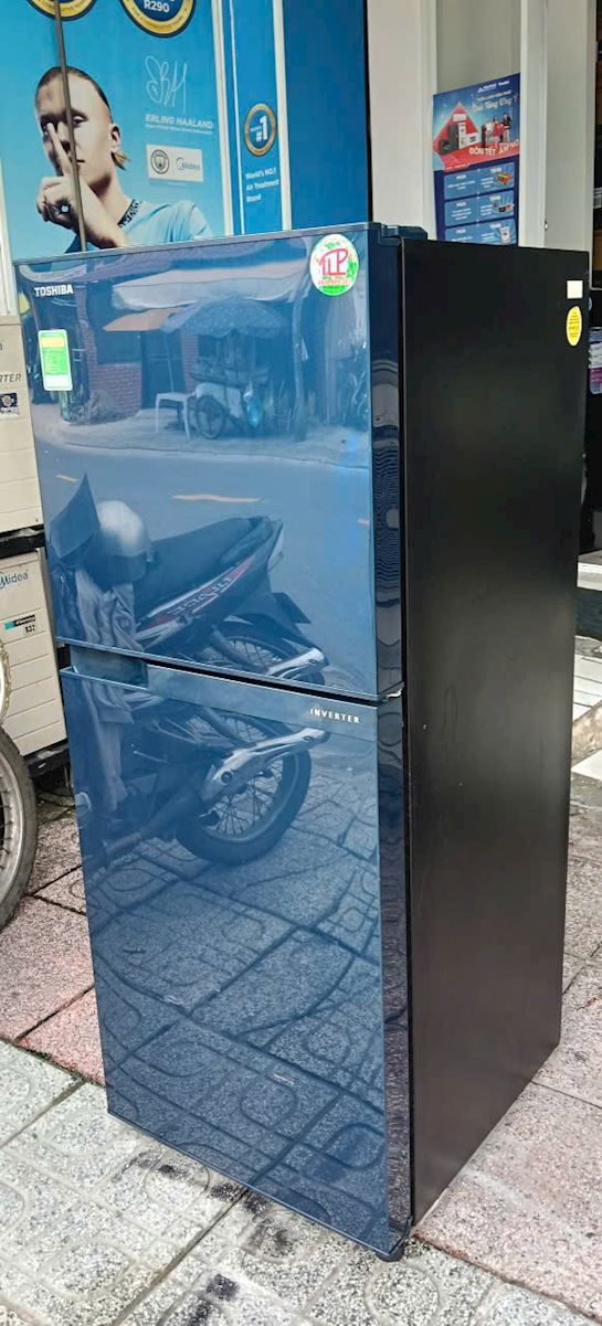 TỦ LẠNH TOSHIBA 194 LÍT INVERTER